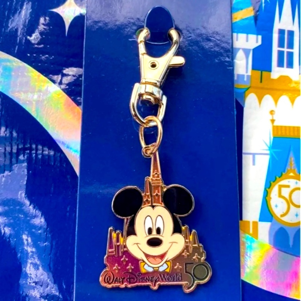 WDW 50th Anniversary Mickey Mouse keychain BNWT